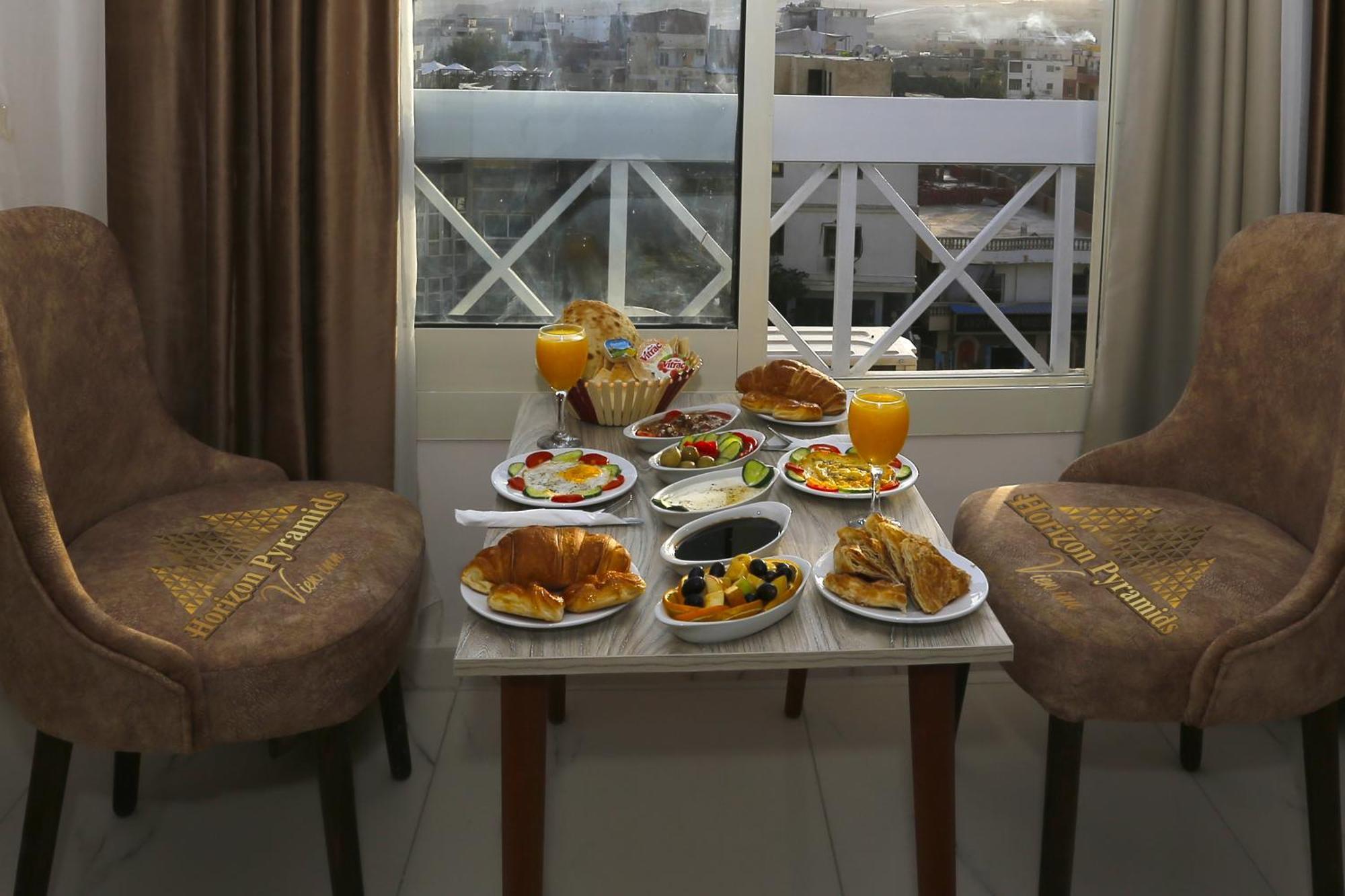 Horizon Pyramids View Inn Kafret el-Gabal Εξωτερικό φωτογραφία
